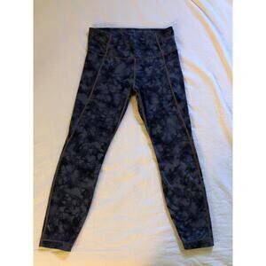 Athleta blue tie dye activewear leggings Size Medium